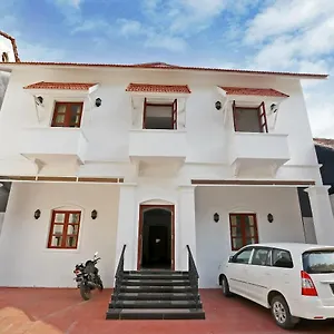 Vaccinated Staff- Oyo Flagship 40093 Hotel Fort Castle Hotel Fort Kochi