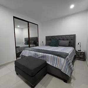 Reparto Metropolitano Ii Apartment San Juan